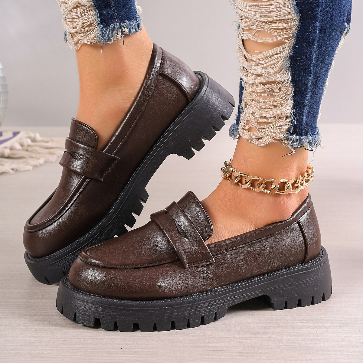 Street Fashion Walk - New Women's Solid Color Platform Loafers