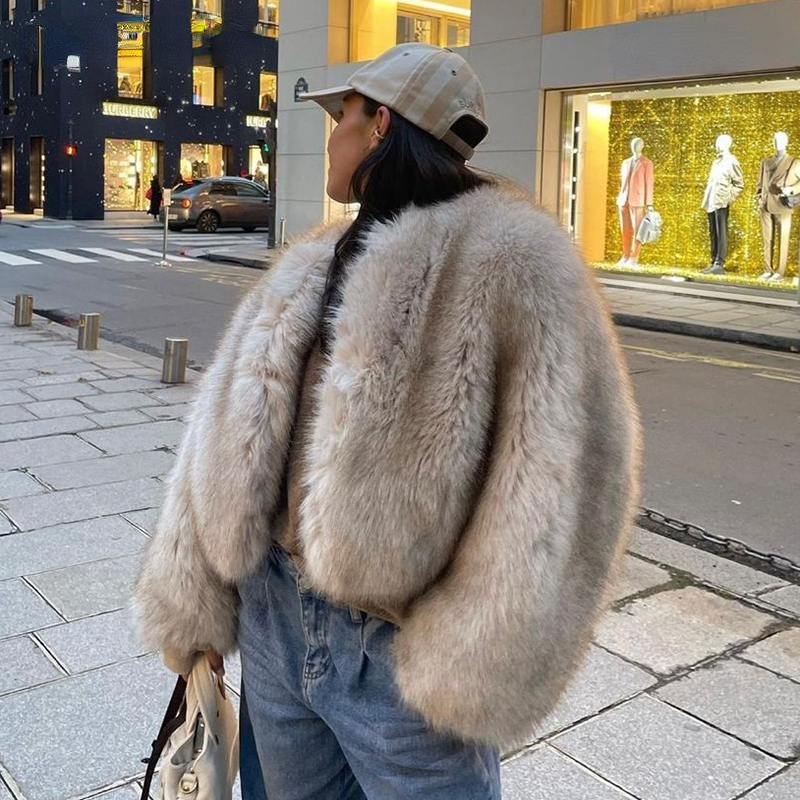 Iconic Street Fashion Week Lux - Street Fashion Week 评论和价格